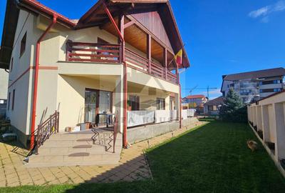 Casă individuala cu 5 camere, 270 mp, Tractorul - zona Coresi - 2