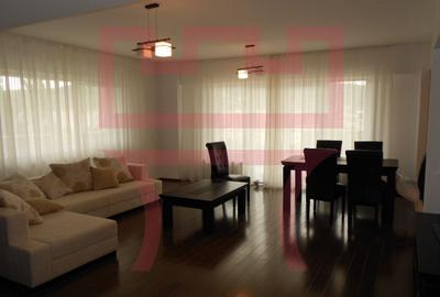 Inchiriere apartament 4 camere recent renovat in Plopilor Vest + garaj - 1