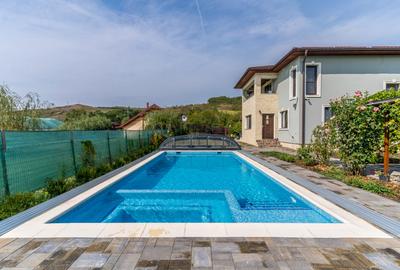 Proprietate deosebita cu piscina, Gadalin - 1