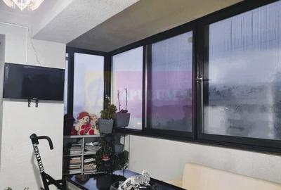 Apartament cu 2 camere decomandat în Theodor Pallady