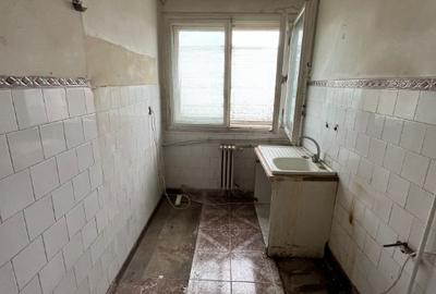 Apartament cu 2 camere, decomandat, zona Copou - 2