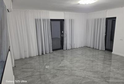 SAGULUI, CASA 4 CAMERE, IMPARTITA IN APARTAMENTE CU TEREN GENEROS - 4