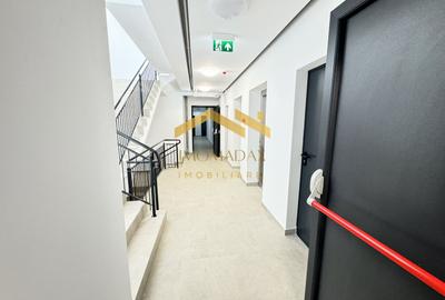 Apartament cu 3 camere decomandat în Aradului