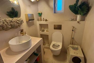 Casa deosebita cu 3 camere 7,5 ari - 5