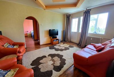 Apartament cu 2 camere - Zona Podu Ros - 2