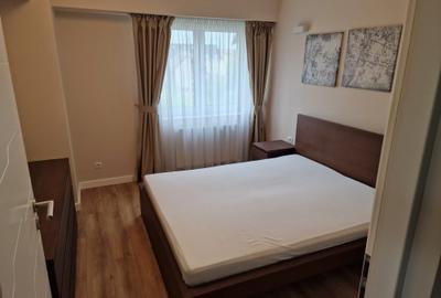 De inchiriat apartament 2 camere decomandate Zamca - 3