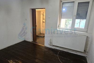 Teren si casa de vanzare,zona cu vizibilitate,Cantemir,Oradea - 6