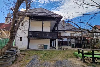 CASA in  BRAN, ZONA CENTRALA, DN 73, 400 m distanta fata de Castel. - 12