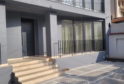 VILA LUX  D+P+1+M ZONA FALEZA NORD - 22