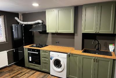 Apartament cu 2 camere semidecomandat, mobilat în Berceni