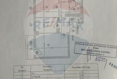 Apartament cu 3 camere de vânzare în Centrul orașului Câmpulung - 10