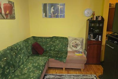 Vand apartament cu 3 camere in Deva, Dacia, suprafata utila 38,63 mp, mobilat - 2