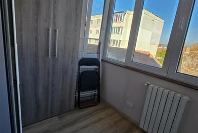 Apartament cu trei camere zona centrala - 11