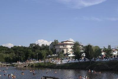 AFACERE LA CHEIE - Complexul turistic in incinta lacurilor Ocna Sibiului - 2