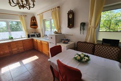 Poveste de Toamna Casa in Bucovina De Vanzare 0727817187 - 9