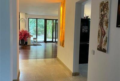 Corbeanca, vila pe colt, 9 camere, sauna - 12