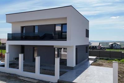 Casa Miroslava,Teren 750 mp,S.u.130 mp,4 camere,2 bai,0% Comision - 2