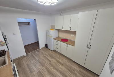 2 Cam--5 Min Iulius Town-Mobilat-Utilat-Centrala-54MP-97.500 Euro! - 2
