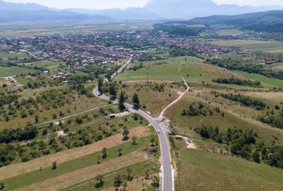 Teren 4200 mp Vulcan Brașov – ideal casă de vacanță / turism - 1