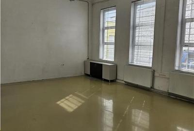 Spatiu Industrial - 3500 mp - Productie - Depozitare - Office - 14