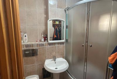 Apartament 4 camere -Zona Sud  - etaj 1/4 - 9