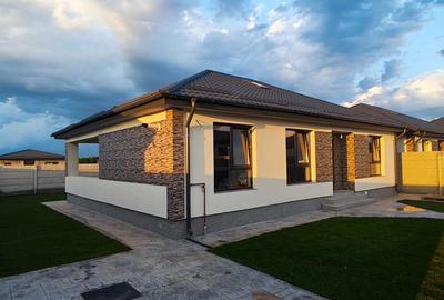 FARA COMISION in Bacu casa 4 camere 2 bai placa beton la pod incalz pardoseala - 5