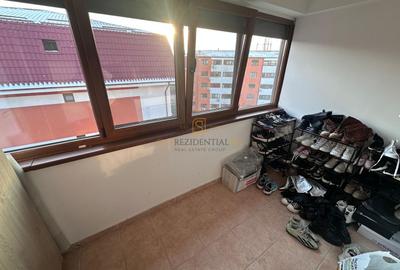 Popesti-Leordeni-Apartament cu 3 camere , decomandat,Comision 0% - 9