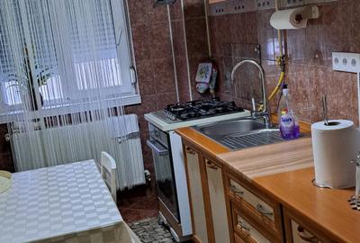 Apartament 3 camere, suprafata totala 81mp, zona Strada Garii. Etaj 1. - 5