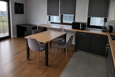Apartament cu 2 camere semidecomandat, mobilat în Giroc