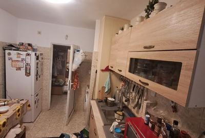 Apartament cu 2 camere semidecomandat în Iancului
