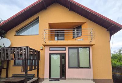 Casă individuală cu 7 camere în Snagov