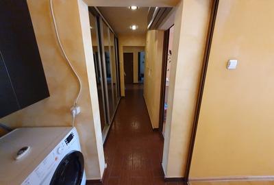 Dristor/ B-dul Camil Ressu/ 10 min. Metrou - 8