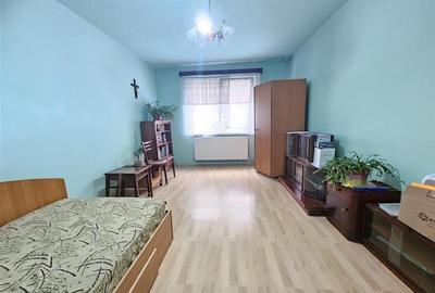 Apartament cu 3 camere decomandat în Tudor Vladimirescu