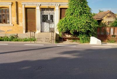 Casa 205 mp | Teren 2.379 mp | Potential comercial | Acces direct DN - 3