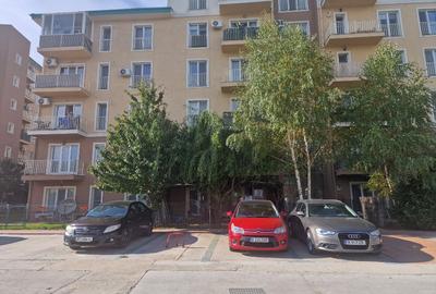 Apartament cu 3 camere decomandat, mobilat în Ștefăneștii de Jos