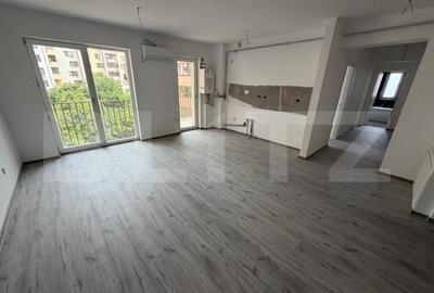 Apartament cu 3 camere decomandat în Cornitoiu