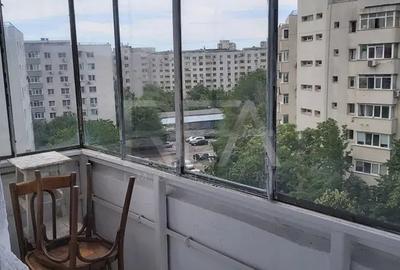 Garsonieră Dristor decomandată, an 1985, metrou - 7
