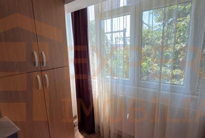 Apartament 4 camere de închiriat în zona Inel I, termen lung - 10