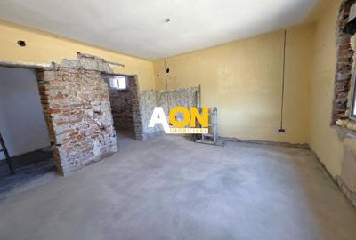 Casă semifinisată, 4 camere, 350 mp teren, la asfalt, zona Centru - 9