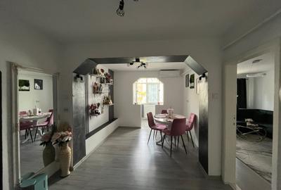 Apartament cu 3 camere decomandat în Nord
