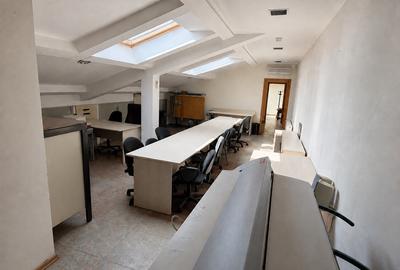 Birou, 120 mp în Tei