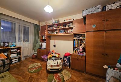 Apartament 4 camere, zona Scoala Generala  Andrei Saguna - 8