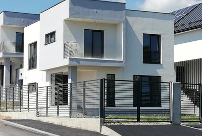 Casă individuală cu 4 camere în Iris