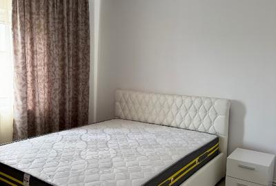 Apartament cu 2 camere nedecomandat, mobilat în Central