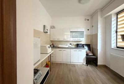 Aparatment 3 Camere  Cabinet Medical Coresi - 7