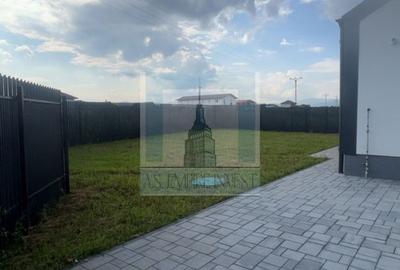 Casă superbă de vânzare/zona Izvor - 5