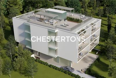 Hotel/Pensiune, de 1,303 mp, în Est