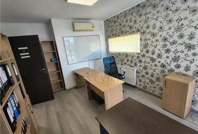 Spatiu comercial, Central - 22