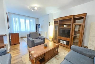 Apartament cu 2 camere decomandat, mobilat în Central