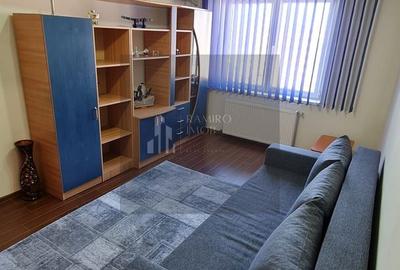 Apartament cu 2 camere decomandat în Apărătorii Patriei